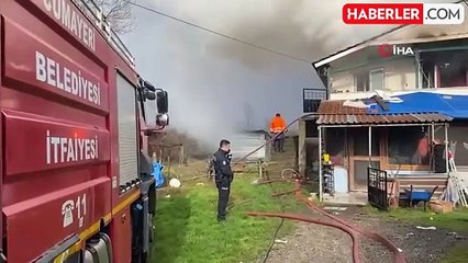 Düzce'de Çatı Katında Yangın, İtfaiye Ekipleri Hızla Müdahale Etti