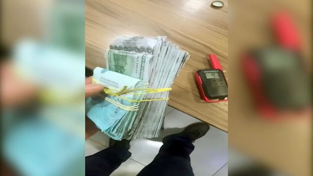 Cinco são pegos em flagrante tentando passar notas falsas em casa noturna no centro de Cascavel