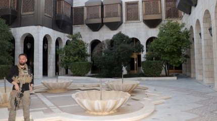 Esad'ın sarayı yakıldı: Eşyalar alındı