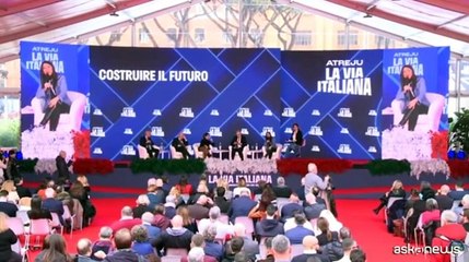 "Da governo persecuzione verso coppie gay". Atreju fischia Maiorino