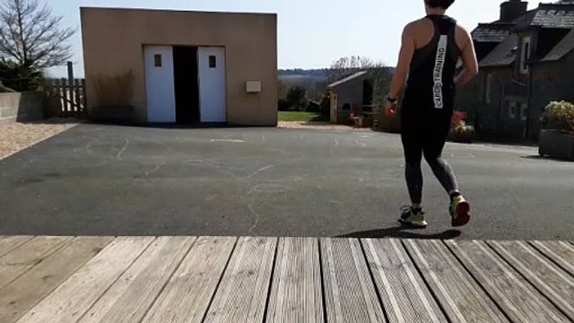 Cours de CARDIO ++ avec Caro - BLOC 5/5