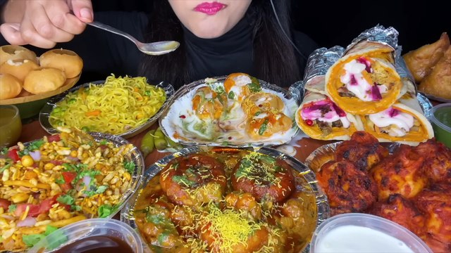 ASMR EATING INDIAN STREETFOOD,PANIPURI+ SHAWARMA+MOMO+BHELPURI+DAHIPURI+MAGGI _FOOD VIDEOS_