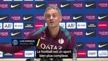 PSG - Enrique sur Barcola : 