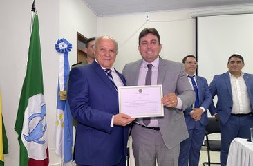 Helder Carvalho, Zé Célio e vereadores de Sousa são diplomados em solenidade da Justiça Eleitoral