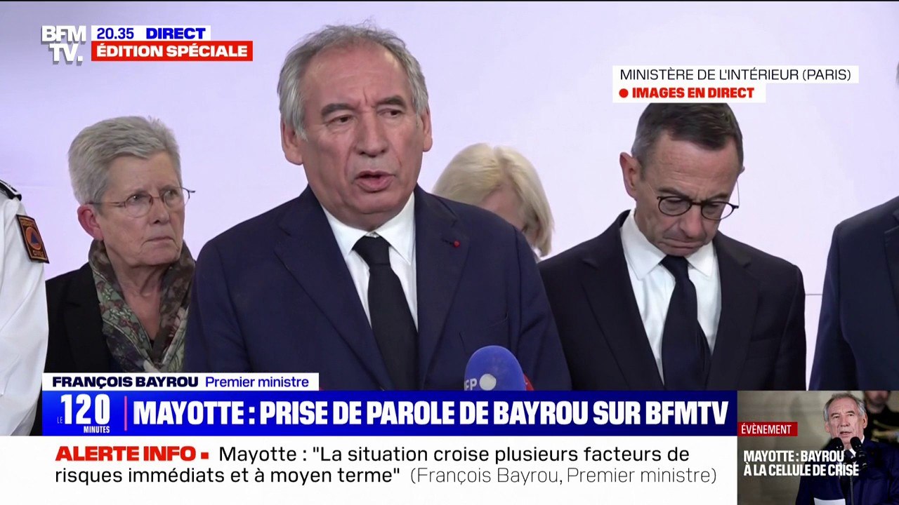 François Bayrou (Premier ministre), sur le cyclone à Mayotte: "La situation croise plusieurs facteurs de risques immédiats et à moyen terme"