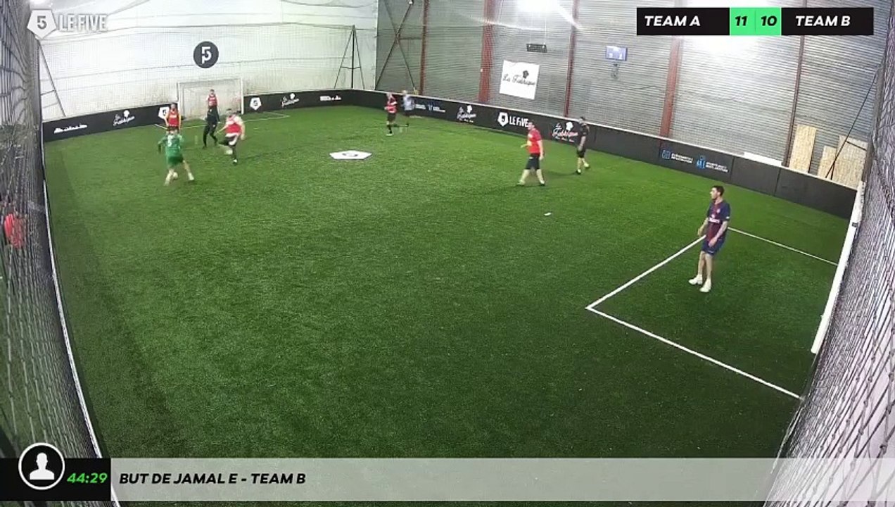 But de Jamal E - Team B