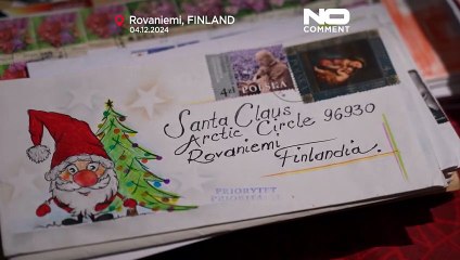 NO COMMENT: Papá Noel se prepara para repartir los juguetes de Navidad