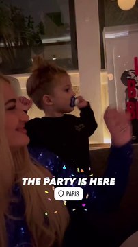 Ιωάννα Τούνη: Το επικό βίντεο με τον γιο της στο Παρίσι-Ο μικρός Πάρης μπήκε στον ρυθμό