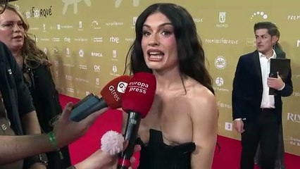 Madame de Rosa, muy seria, reaparece en público tras la detención de su marido