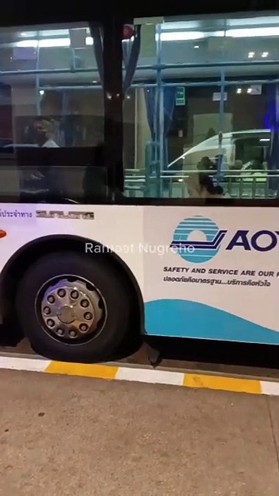 Shuttle Bus dari bandara Don Mueng dengan tujuan beberapa area di kota Bangkok
