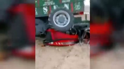 Freni patlayan traktör devrildi!