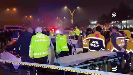 Yolcu otobüsü ile çarpışan otomobilin sürücüsü öldü, 3 kişi yaralandı