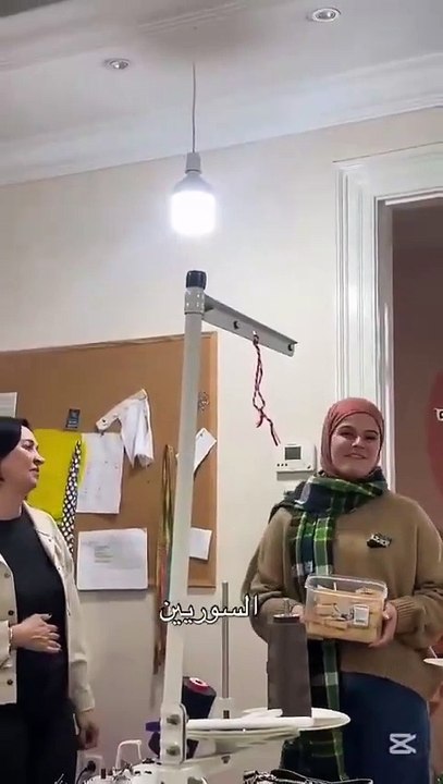 Suriyeli kadından duygusal veda: “Hiçbir Suriyeli artık mülteci değil, tek mülteci Esad”