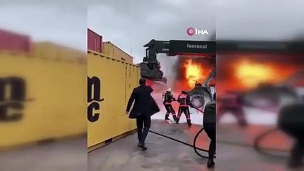 Giresun'da korkutan yangın! Liman alevlere teslim oldu!