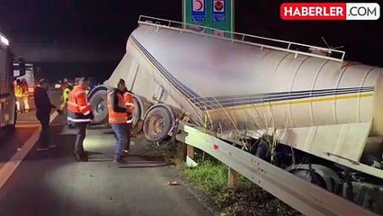 Düzce'de Tır Kazası: Sürücü Yaralandı