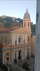 Les cloches sonnent à Ajaccio pour le Pape