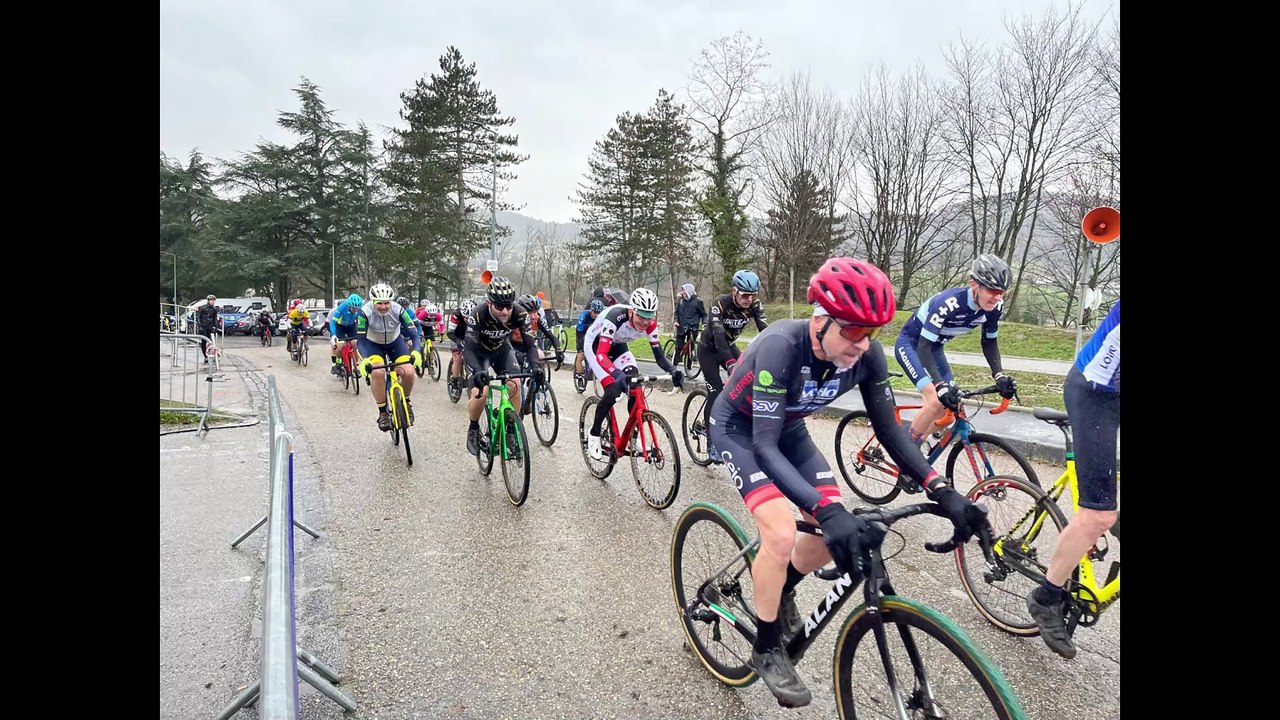 Championnats AURA CycloCross 2024 Vidéo Dailymotion