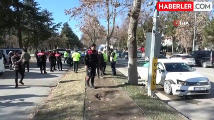 Malatya'da Trafik Kazası: 2'si Çocuk 3 Yaralı