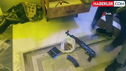 İstanbul'da Silahlı Suç Örgütlerine Büyük Operasyon: 11 Gözaltı