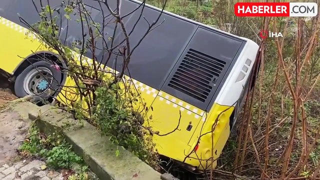Beykoz'da Park Halindeki İETT Otobüsü Yokuş Aşağı Düştü