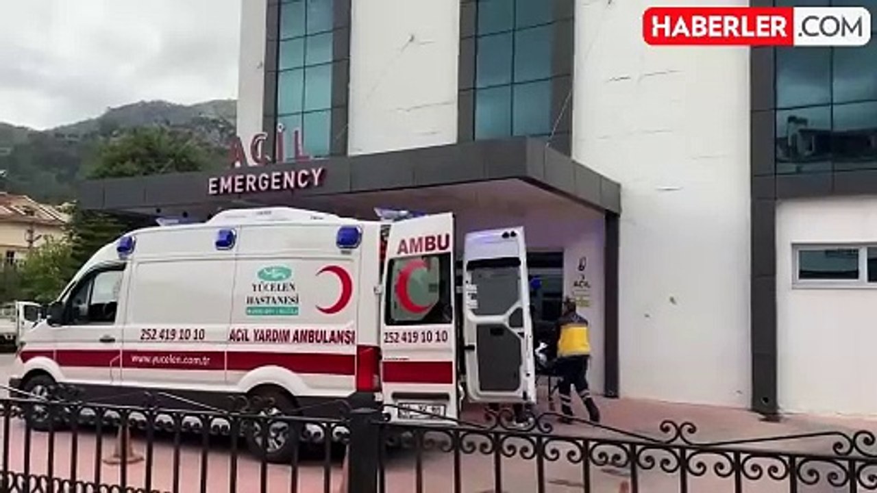 Sanatçı Ferdi Tayfur apar topar hastaneye kaldırıldı