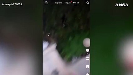 Napoli, 56enne evade dai domiciliari e posta i video su Tik Tok