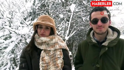 Abant'ta Kar Keyfi: Tatilciler Kar Topu Savaşı Yaptı