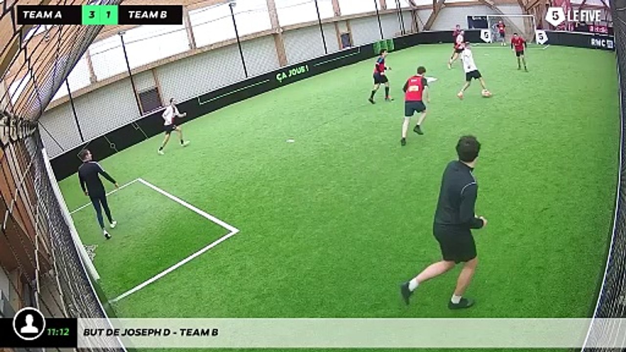 But de Joseph D - Team B