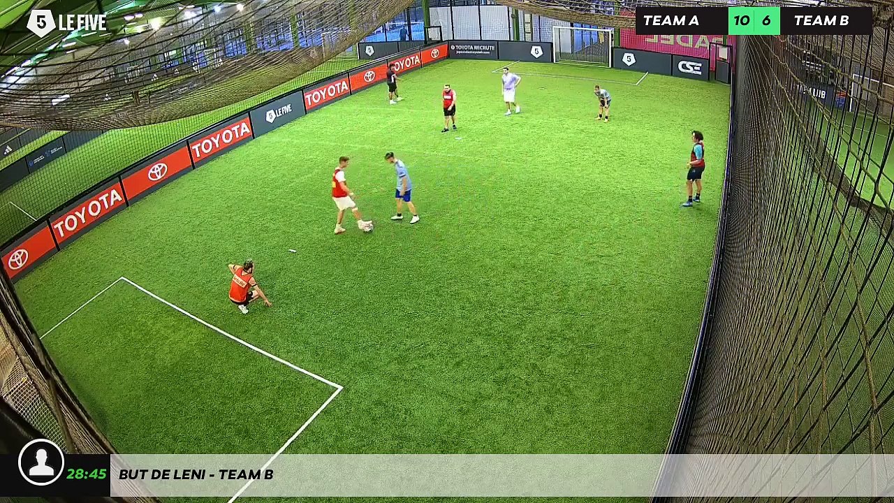 But de Leni - Team B