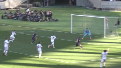 El taconazo de Xavi en El Clásico de Leyendas