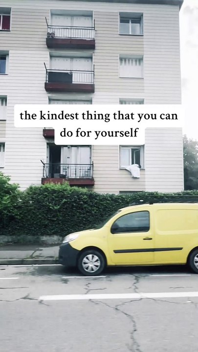 Allow yourself to embrace the natural flow of relationships #motivation #success #mindset #motivacional #motivationalvideo