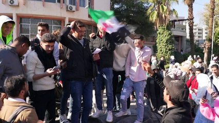 Siria inicia transición y contacto con el mundo una semana después de caída de Al Asad