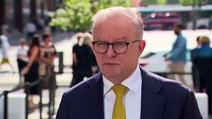 Tributes on the 10th anniversary of Lindt Cafe siege