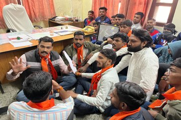 यूनिवर्सिटी फुटबॉल टीम चयन के खिलाफ भड़के छात्र