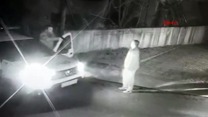 İşten çıkarıldığı öne sürülen vatman, silahla metro komuta merkezini bastı