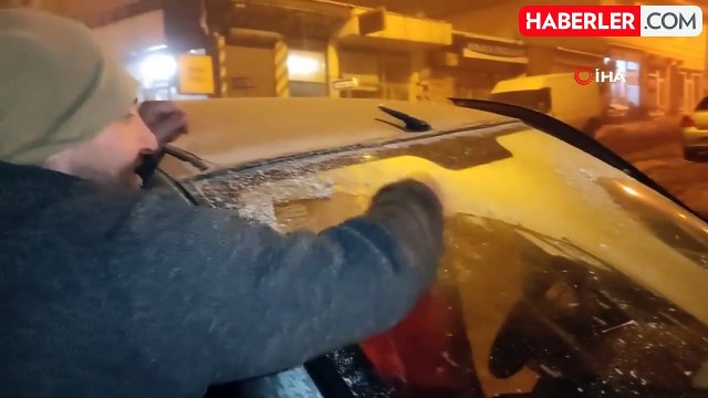 Ardahan'da Dondurucu Soğuklar Hayatı Durma Noktasına Getirdi