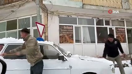 Adana'ya kar yağdı!