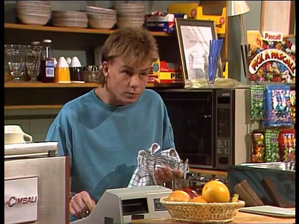 Neighbours deutsch - 235 - Die mißratene Tochter (18.04)