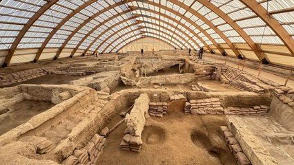 Çatalhöyük ziyaretçilerini binlerce yıl öncesine götürüyor