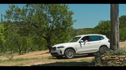 Tierra baja Tráiler