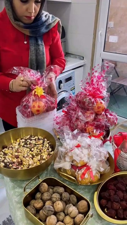 یلدا برای من یعنی شاد کردن دل‌های دیگه ❤️ این بار به جای جشن، تصمیم گرفتم کمک کنم به کسانی که واقعا نیاز دارند