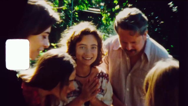 Je suis toujours là Bande-annonce VO STFR