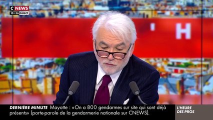 Pascal Praud rend hommage à l'une de ses collaboratrices dans "L'heure des pros", sur CNEWS.