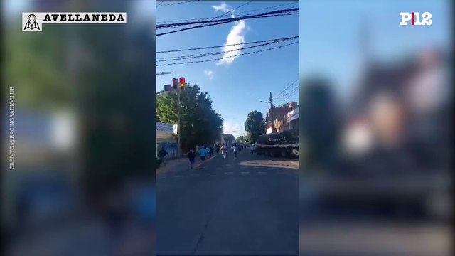 Elecciones en Racing: Incidentes entre barras en las afueras del estadio