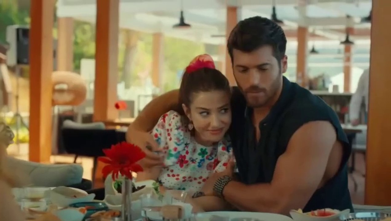4.2. EL HOMBRE EQUIVOCADO ❤️ BAY YANLIS CAPÍTULO 4 2ª Parte ESPAÑOL HD ❤️ CAN YAMAN. Özge Gürel. Serkay Tütüncü.