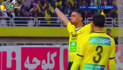 گل سوم بازی سپاهان و پرسپولیس