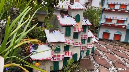 Dai cowboy a Biancaneve, presepe artistico che si rinnova ogni Natale