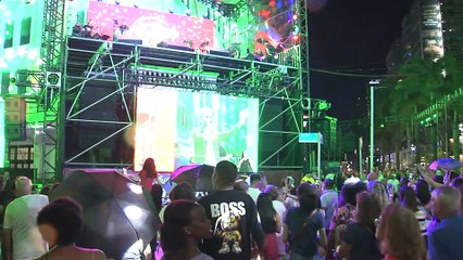 Shows do Ilumina Santos 2024 levam 50 mil pessoas à orla