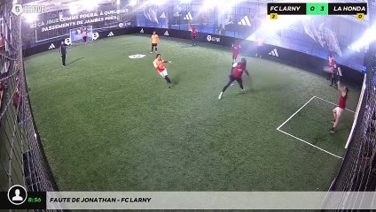 Faute de Jonathan - FC LARNY