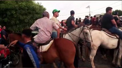Com grande comoção, vítima de acidente em trilha de motocross é sepultado em Cajazeiras